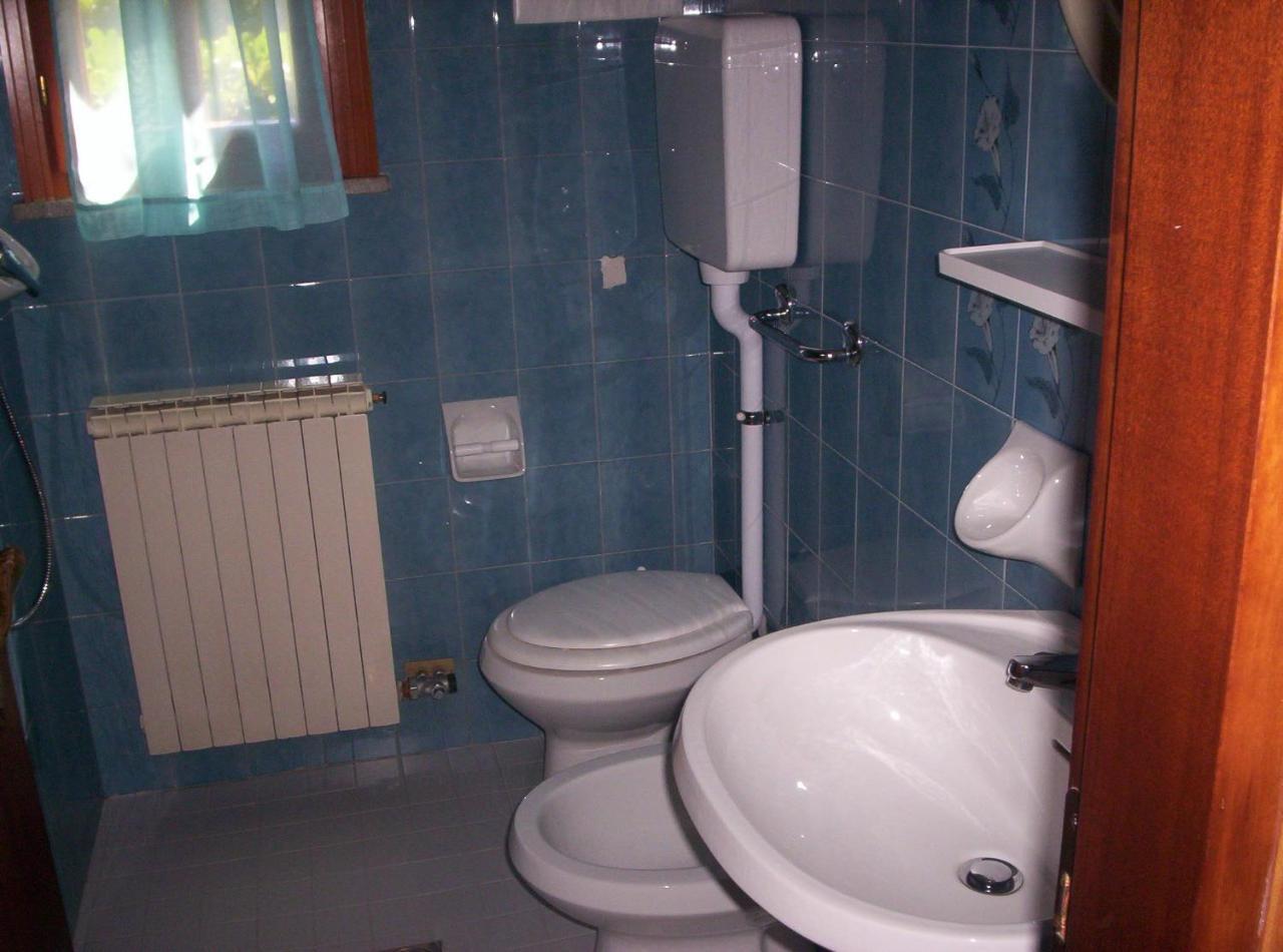 Villa Ofelia Линяно Сабиадоро Екстериор снимка